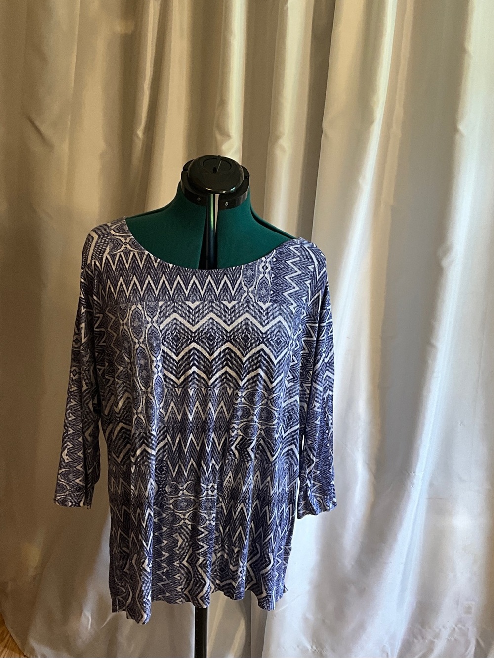 Cynthia Rowley Navy and White Geometric Boatneck Top